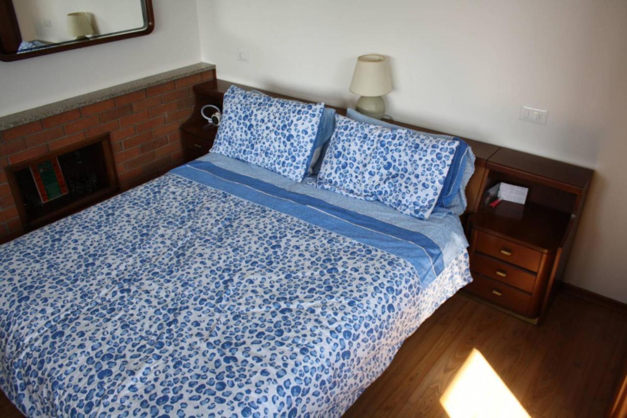 Bluelake Apartament 1 オメーニャ エクステリア 写真
