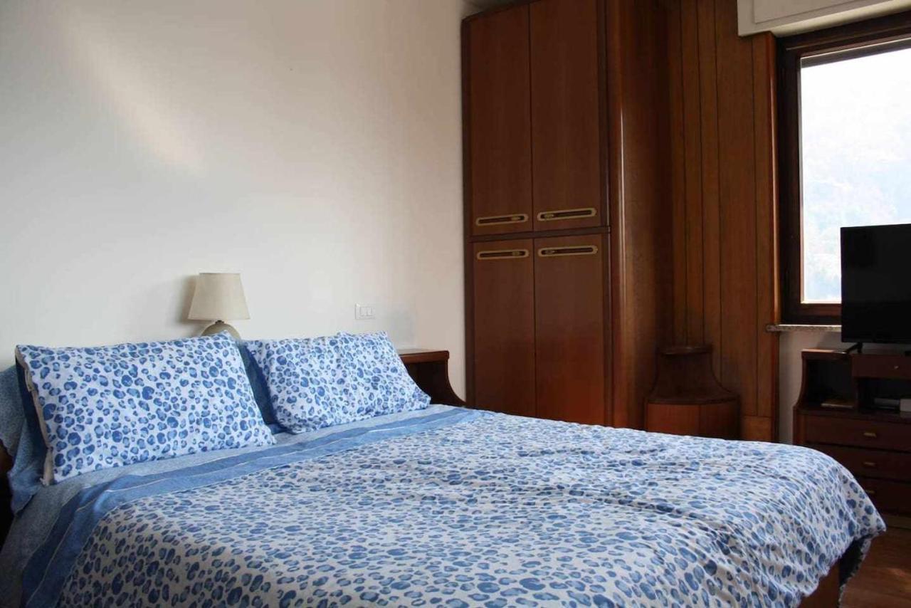 Bluelake Apartament 1 オメーニャ エクステリア 写真